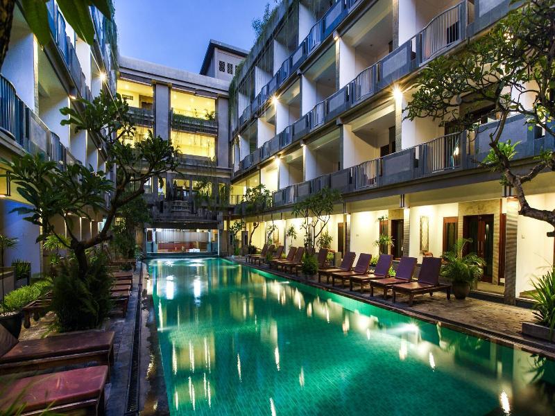 Champlung Mas Hotel Legian Exterior photo